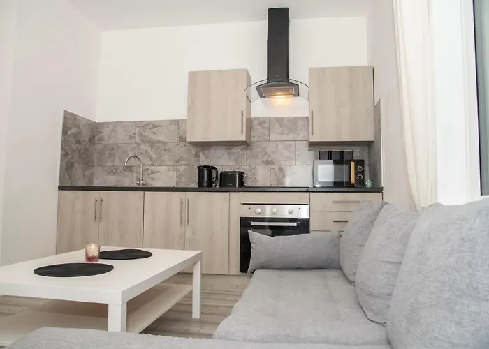 Luxury Two Bedroom Apartment