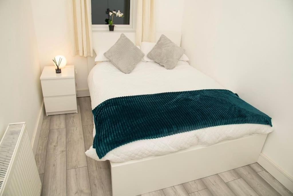 Luxury Two Bedroom Apartment